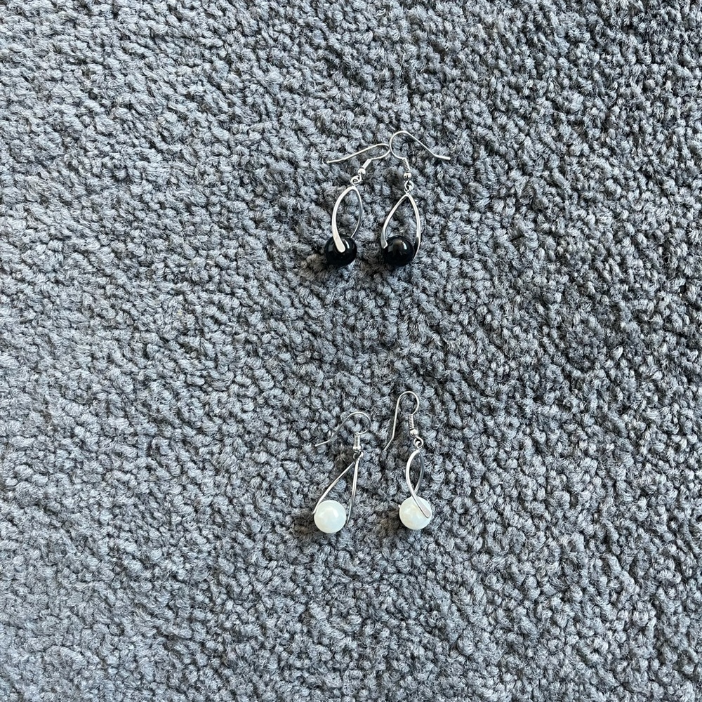 Pearl Earring Set